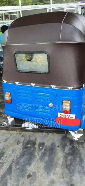 Bajaj 2 Stroke 2000 Three Wheel (Used)