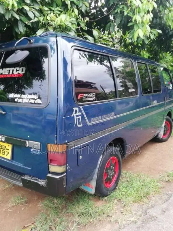 Isuzu Fargo 1998 Van (Used)