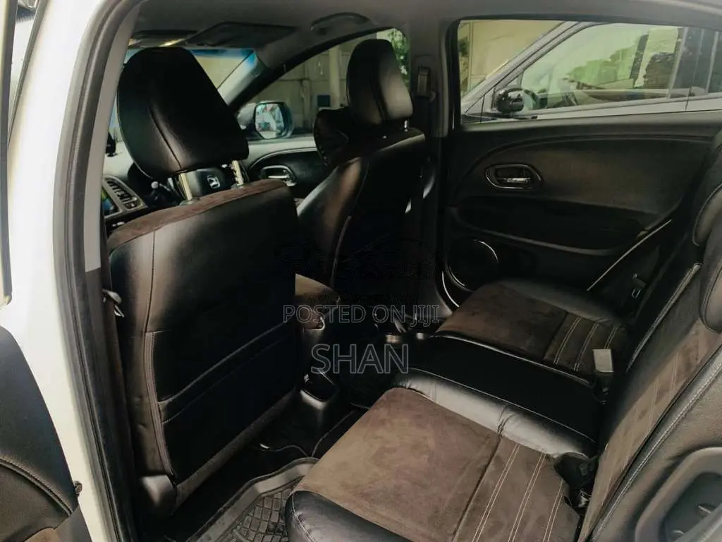 Honda Vezel Rs Sensing 2017 SUV (Used)