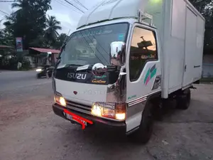 Isuzu ELF 1997 Lorry (Used)