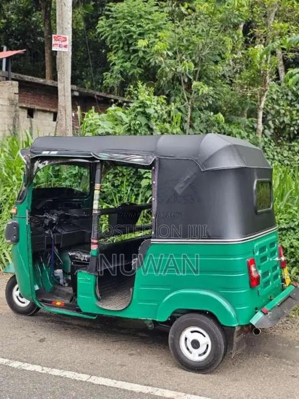 Bajaj RE 2014 Three Wheel (Used)