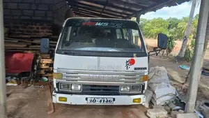 Isuzu Isuzu 1980 Van (Used)