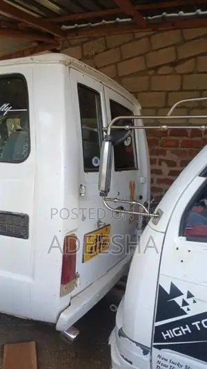 Isuzu Isuzu 1980 Van (Used)