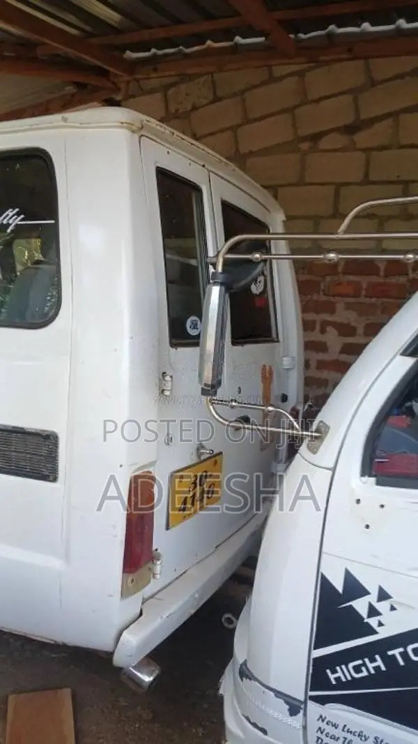 Isuzu Isuzu 1980 Van (Used)