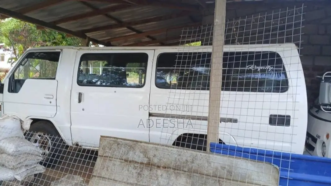 Isuzu Isuzu 1980 Van (Used)