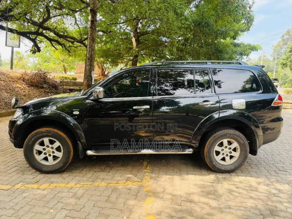 Mitsubishi Montero Sport 2012 SUV (Used)