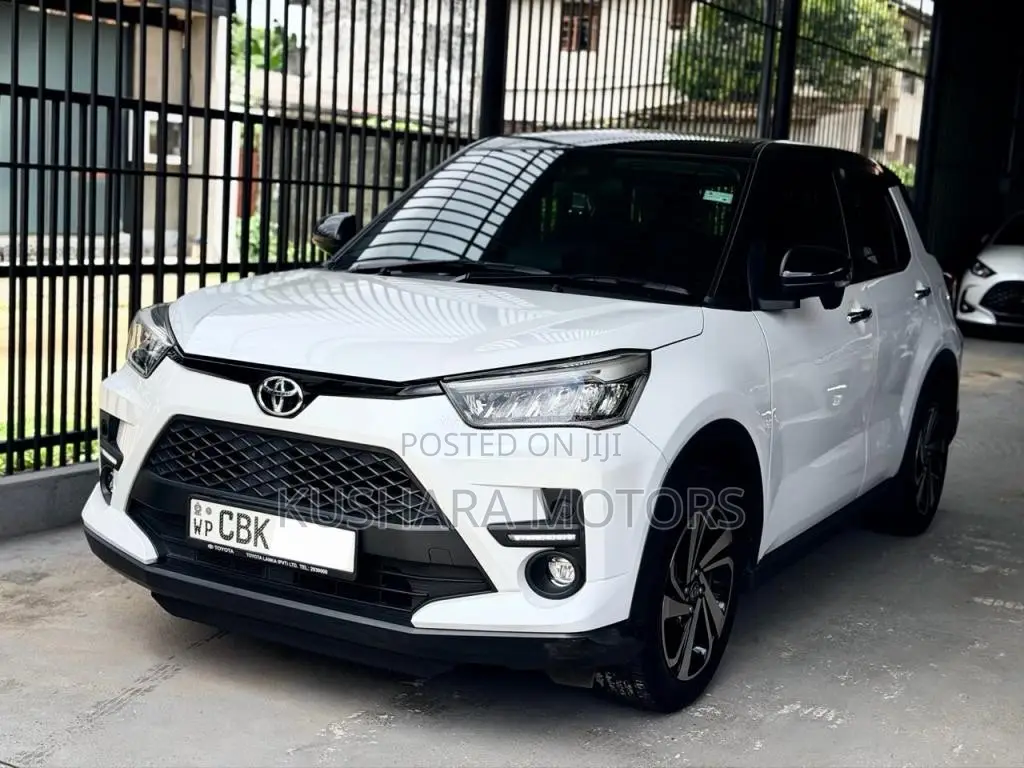 Toyota Raize Z 2WD Black Top 2020 SUV (Used)