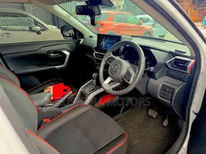 Toyota Raize Z 2WD Black Top 2020 SUV (Used)