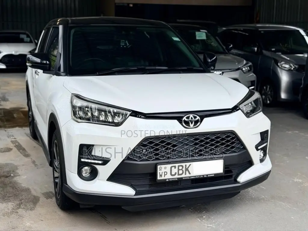 Toyota Raize Z 2WD Black Top 2020 SUV (Used)
