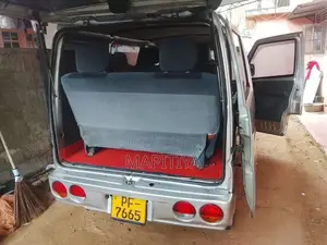 Nissan Clipper 2011 Van (Used)