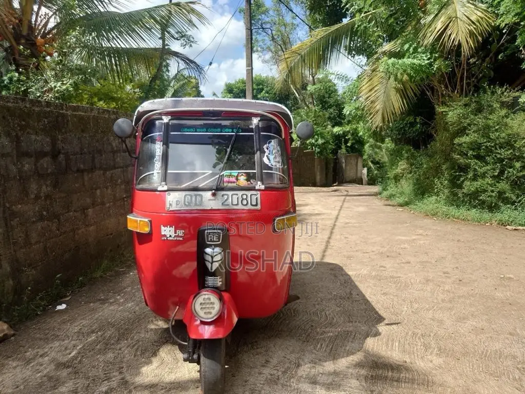 Bajaj 2 Stroke 2005 Three Wheel (Used)