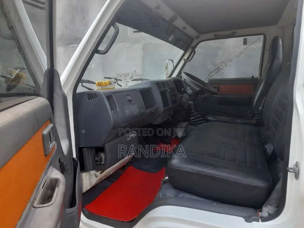 Toyota Carrier 18 5 1996 Lorry (Used)