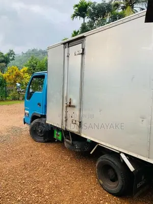 Isuzu NHR 2007 Lorry (Used)