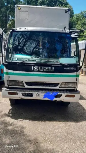 Isuzu FRR 1996 Lorry (Used)