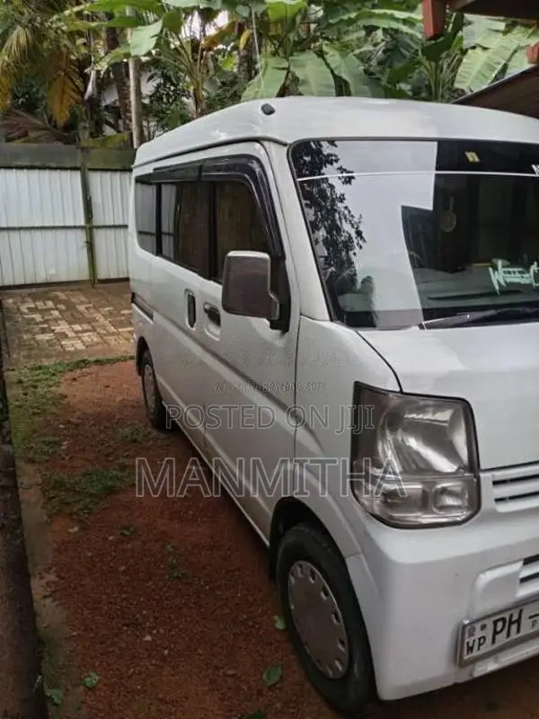 Nissan Clipper 2016 Van (Used)