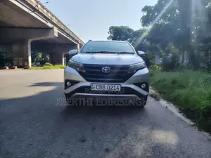 Toyota Rush 2018 SUV (Used)