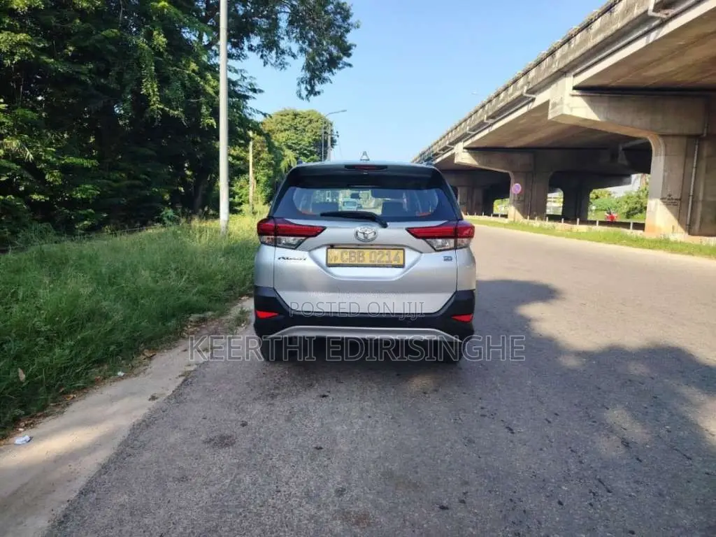 Toyota Rush 2018 SUV (Used)