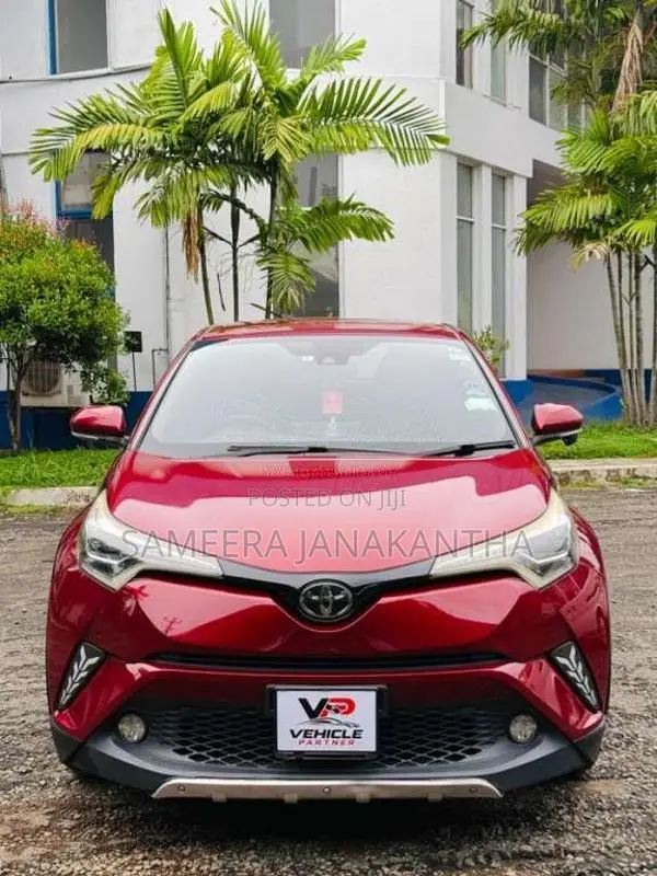 Toyota CHR 2017 SUV (Used)