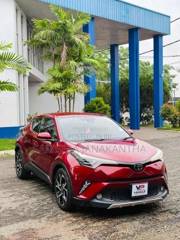 Toyota CHR 2017 SUV (Used)