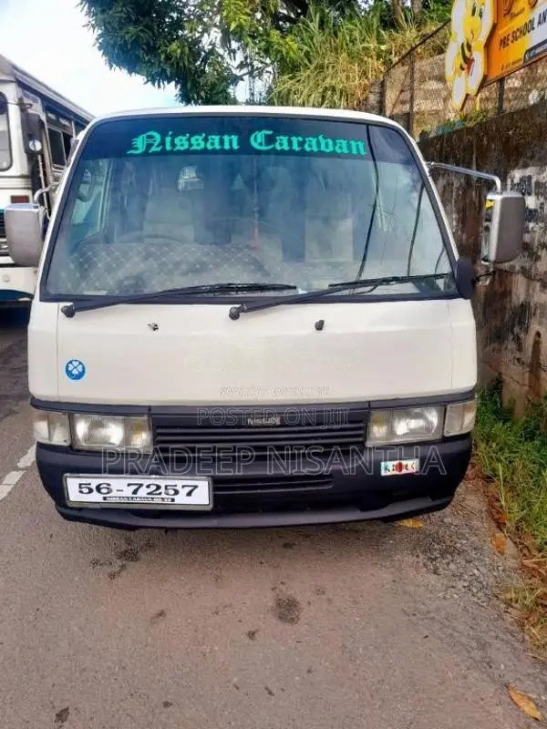 Nissan Caravan 1991 Van (Used)
