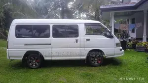 Mitsubishi PO15 2000 Van (Used)