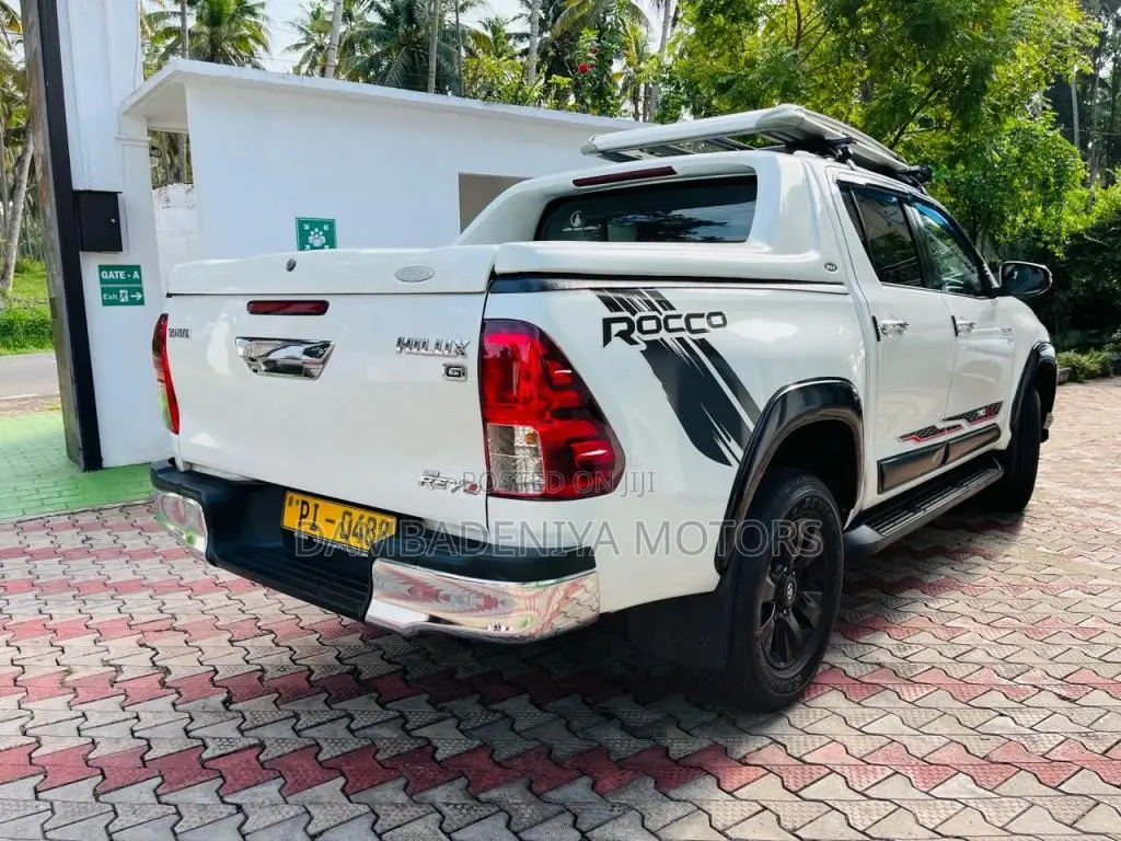 Toyota Hilux Revo 2018 Pickup (Used)