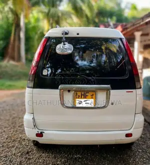 Toyota Noah KR42 1999 Van (Used)