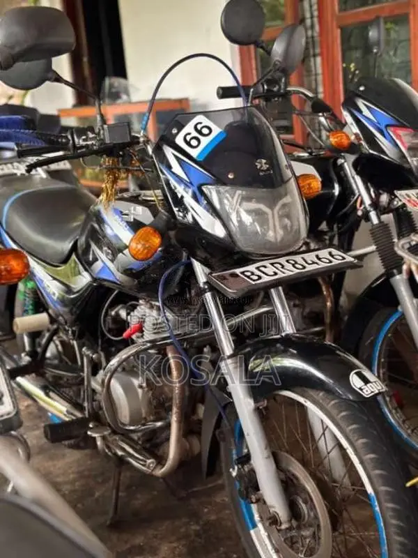 Bajaj CT-100 2016 motorcycle (Used)