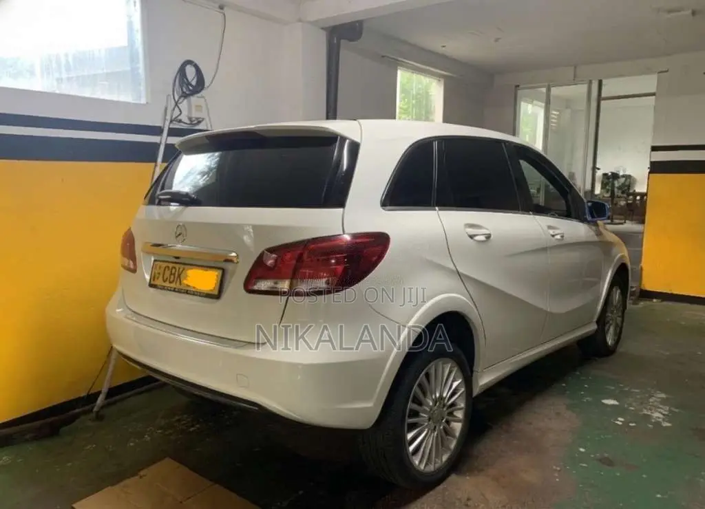 Mercedes-Benz B250E B Class Electric Drive 2015 Car (Used)