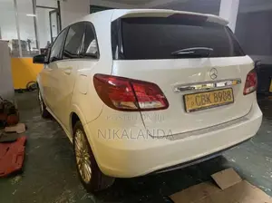 Mercedes-Benz B250E B Class Electric Drive 2015 Car (Used)
