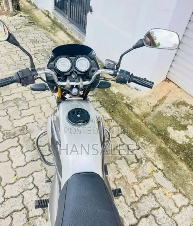Bajaj Platina 2007 Motorbike (Used)