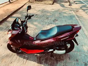 Honda Pcx 2018 Motorbike (Used)