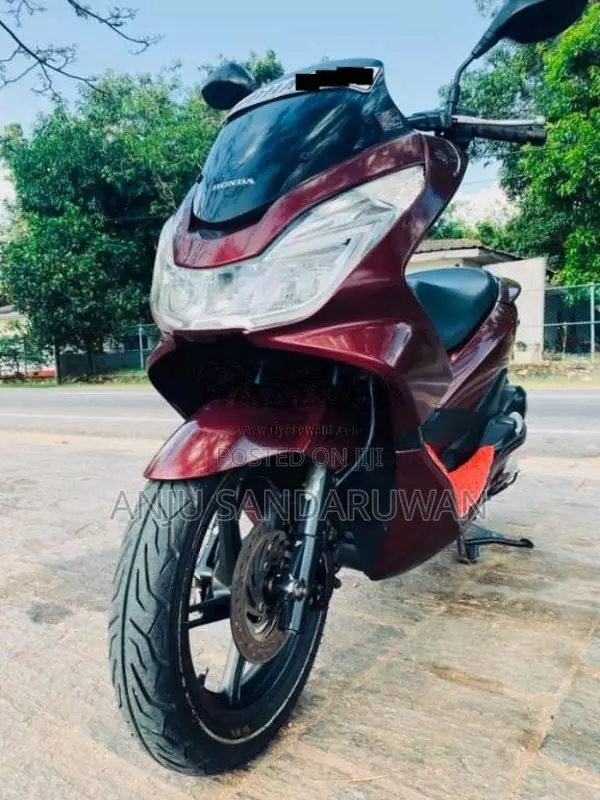 Honda Pcx 2018 Motorbike (Used)