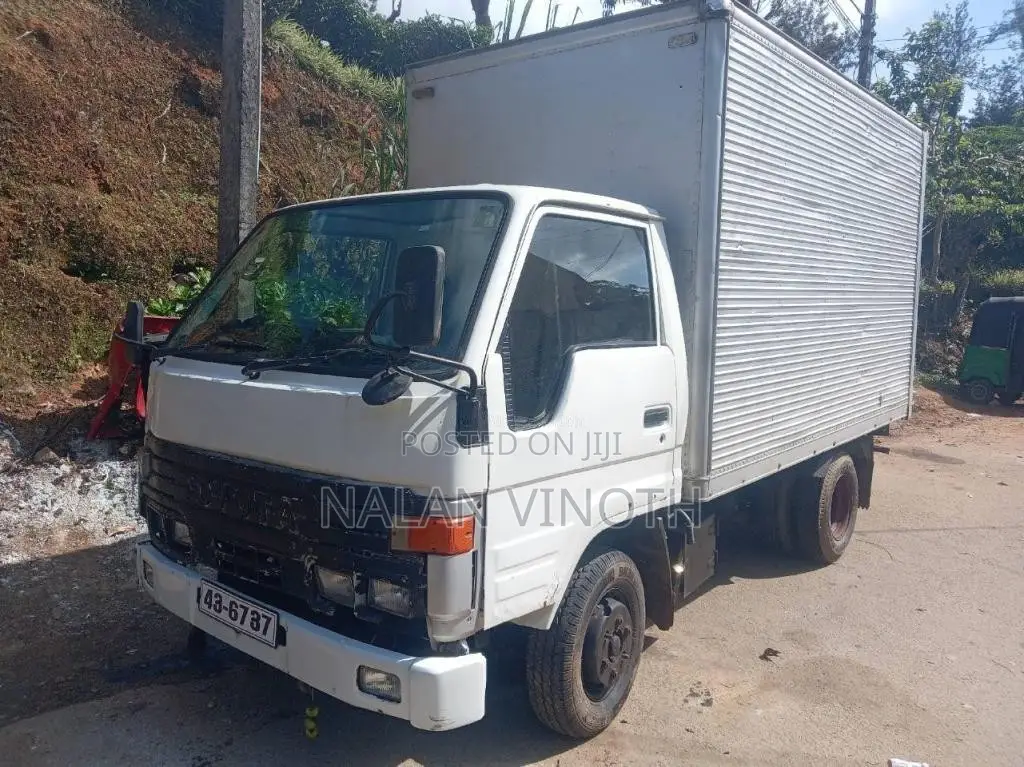 Toyota Dyna 1988 Lorry (Used)