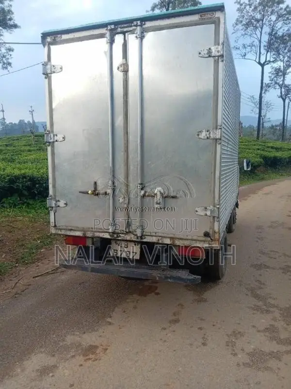 Toyota Dyna 1988 Lorry (Used)