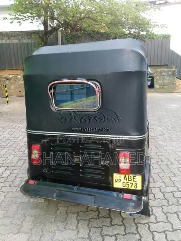 Bajaj RE 2015 Three Wheel (Used)