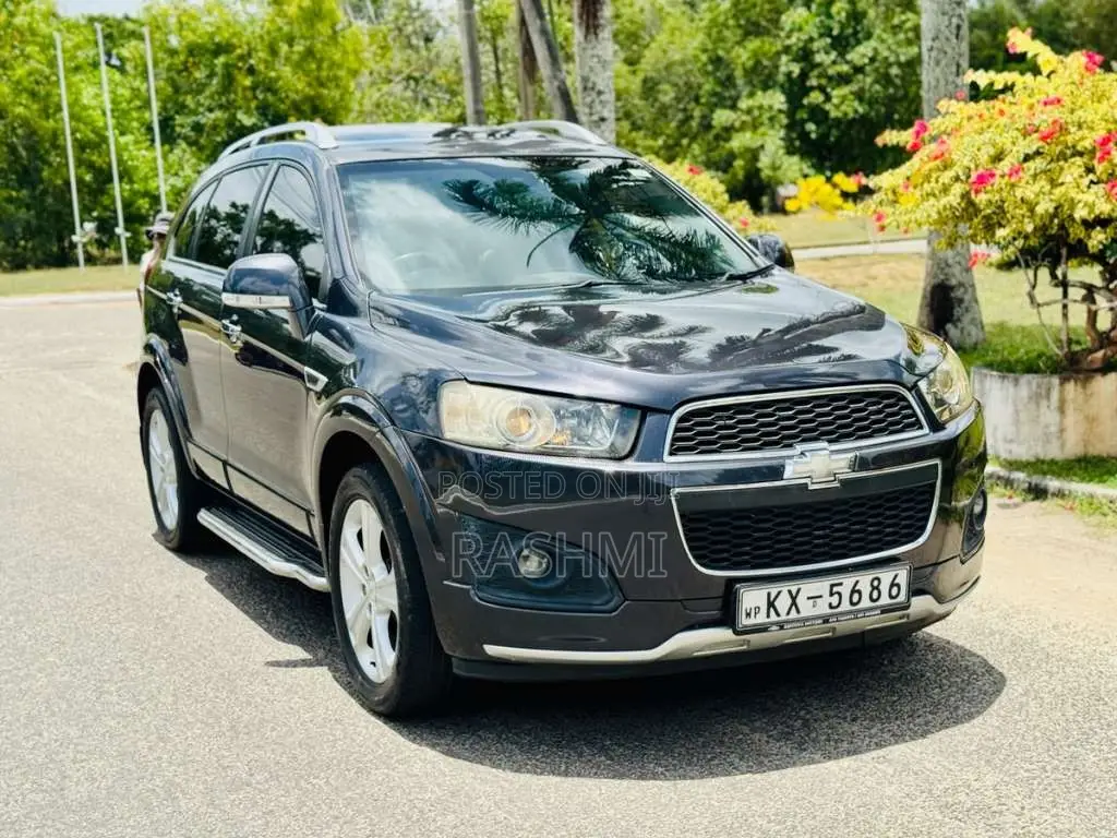 Chevrolet Captiva 2013 SUV (Used)