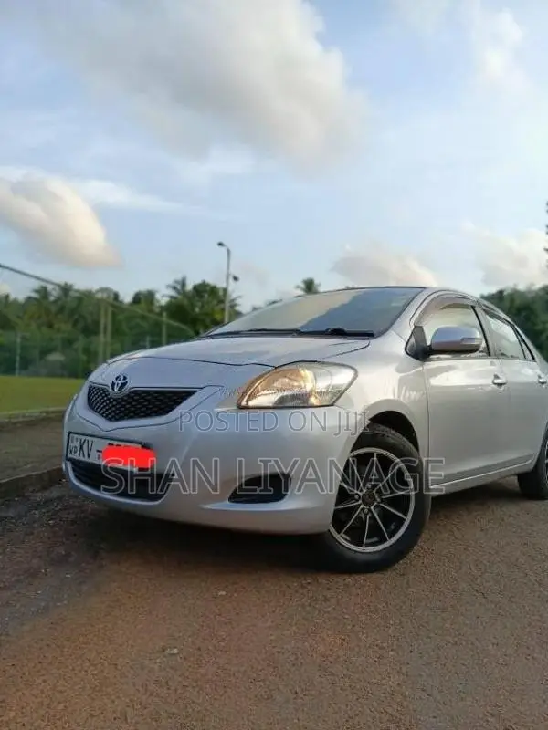 Toyota Belta 2013 Car (Used)
