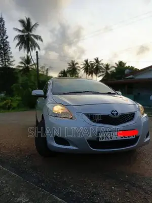 Toyota Belta 2013 Car (Used)