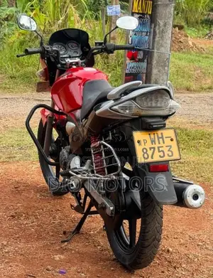 Hero-Honda CBZ 2011 Motorbike (Used)
