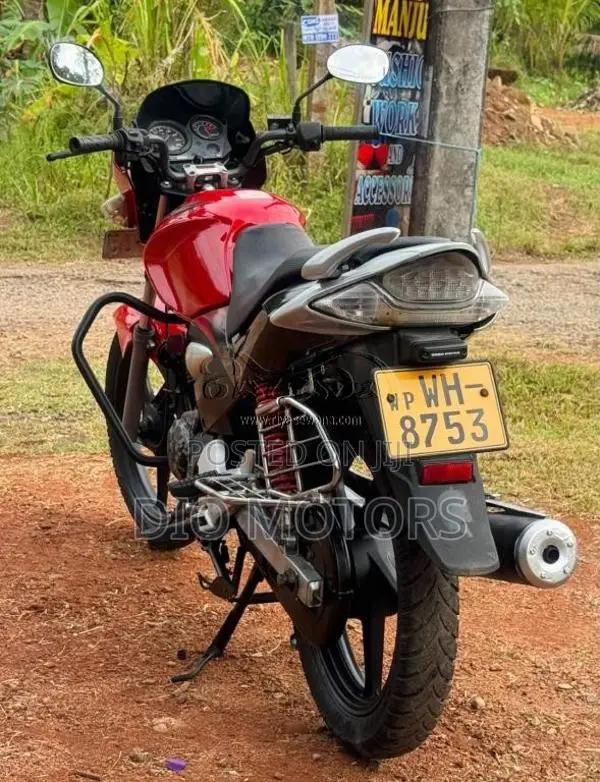 Hero-Honda CBZ 2011 Motorbike (Used)