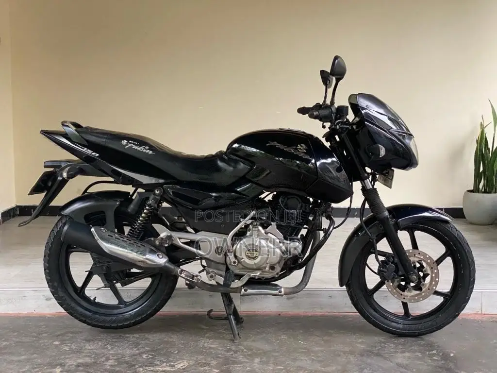 Bajaj Pulsar 2015 Motorbike (Used)
