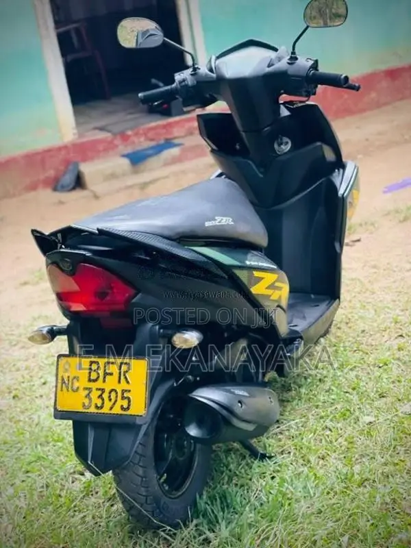 Yamaha Ray Zr 2017 Motorbike (Used)