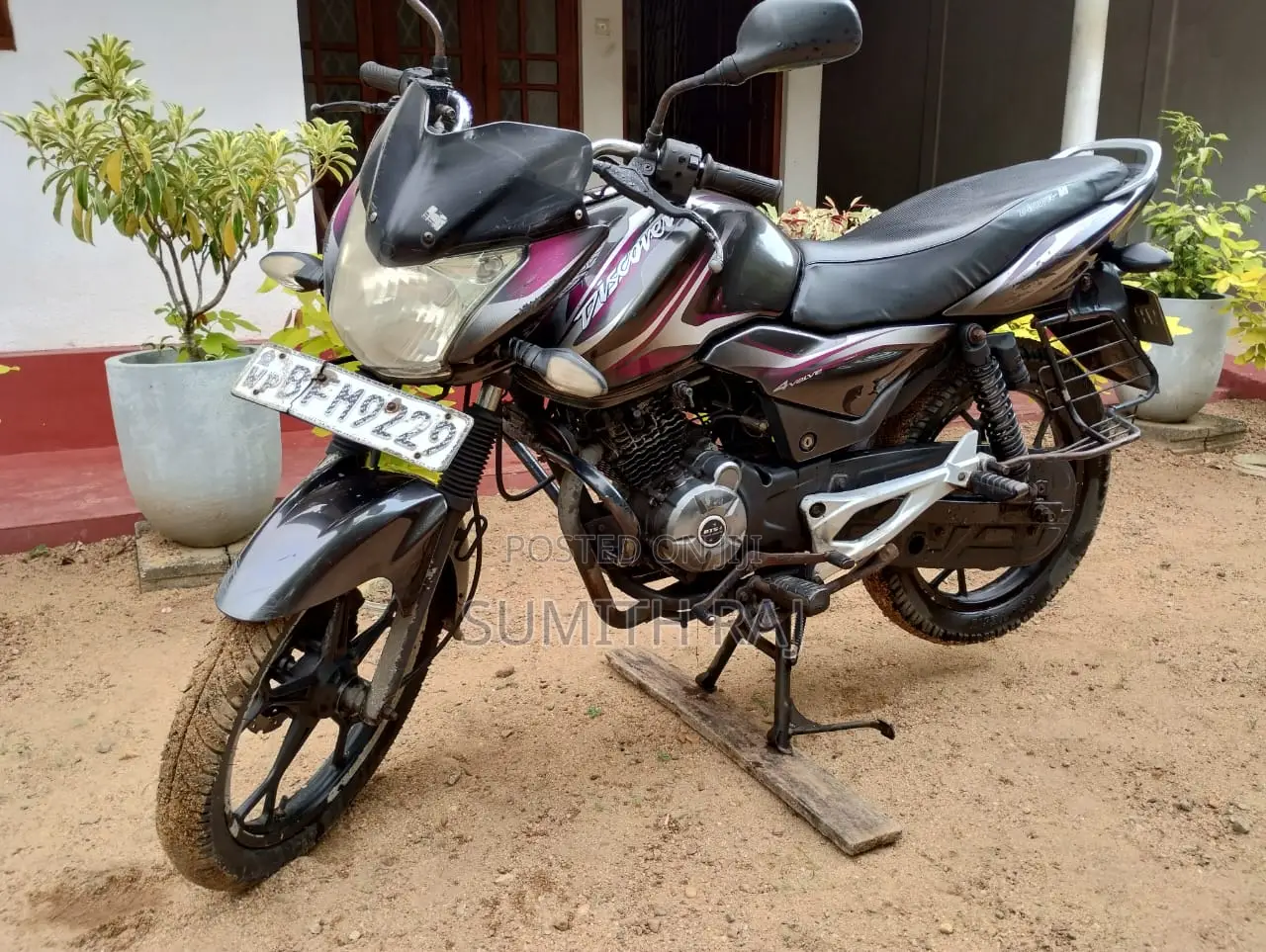 New Bajaj Discover 125 2016 Black