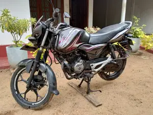 New Bajaj Discover 125 2016 Black
