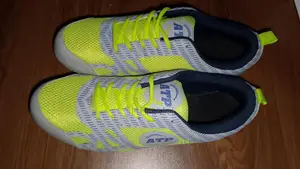 Spike Running Shoes