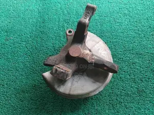 Suzuki Every DA17 Front Hub Knuckle with Bearing
