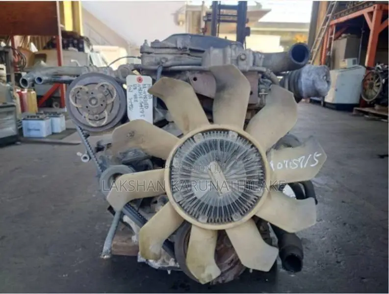 Isuzu 4 Hl1 Engine with Gear Box Complete