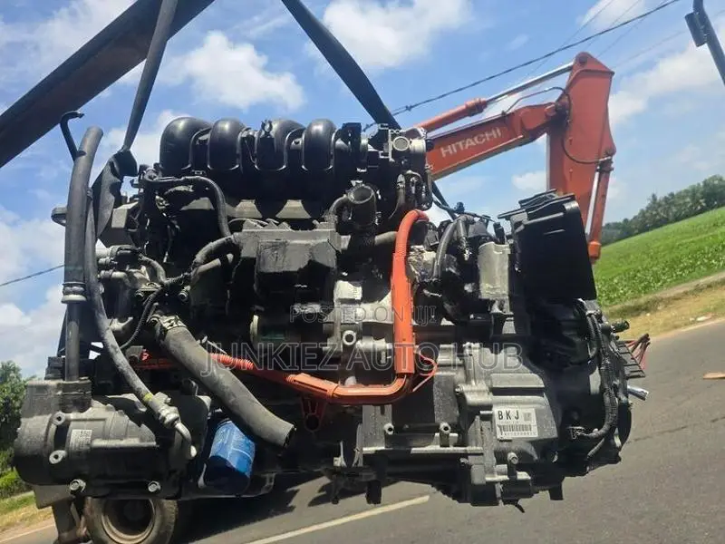 Honda Vezel Duel Clutch Engine