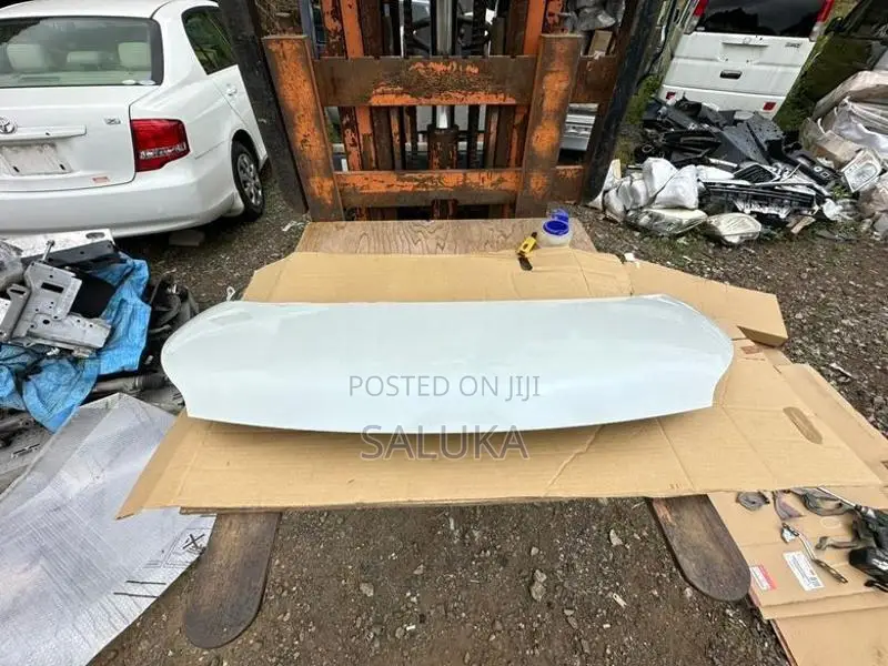 Suzuki MK42S Spacia Bonnet